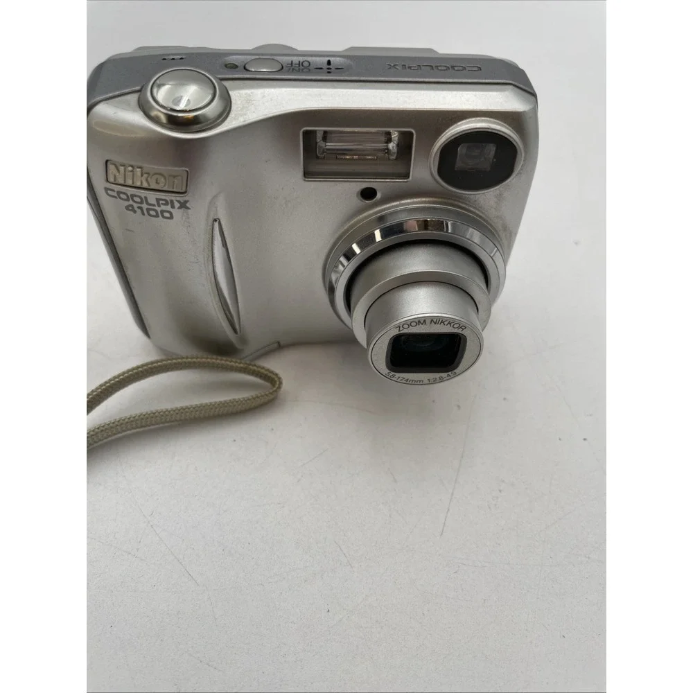 Nikon COOLPIX 4100 Compact Digital Camera JAPAN + 2GB SD Memory Card+Free Ship